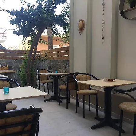 Voula 3* Hersonissos (Crete)