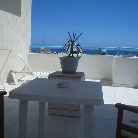 Voula Hotell