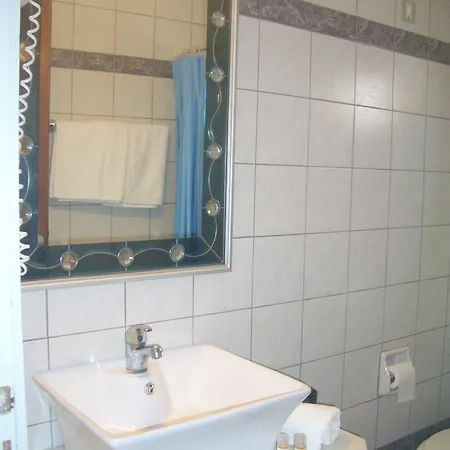 Hotel Voula 3*