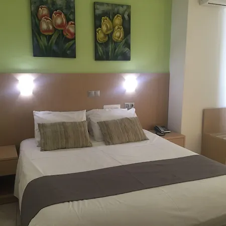 Hotell Voula 3*
