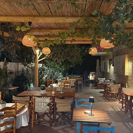Voula 3* Hersonissos (Crete)